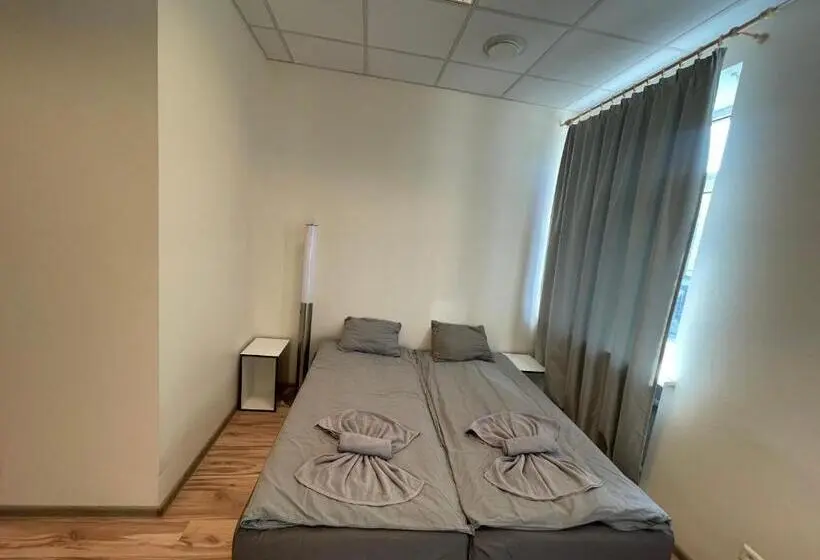 اتاق استاندارد, Mr Jo’s Hostel