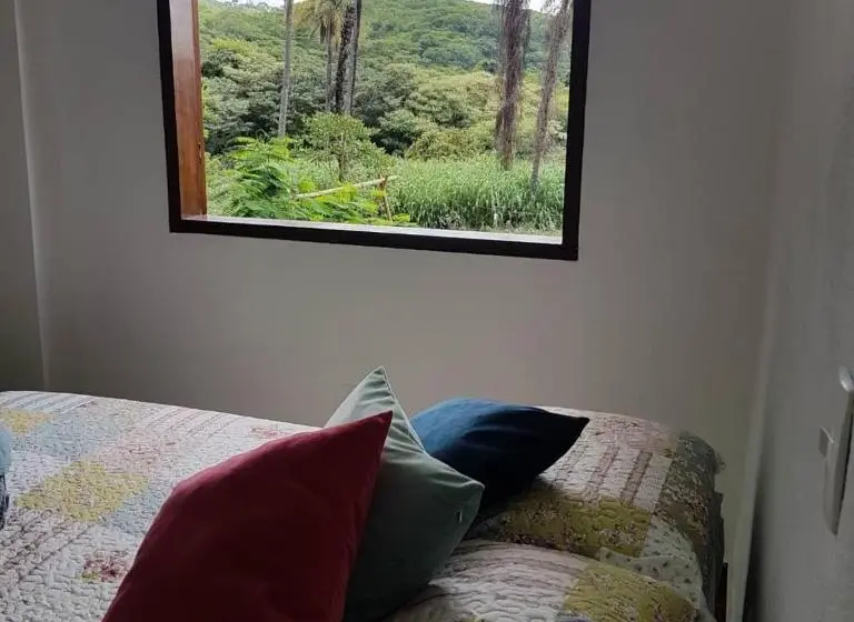 スタンダードスタジオ, Pousada Sempre Luz