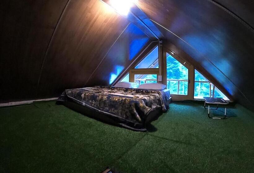 带阳台标准四人间, Reverberate Cafe & Cottages   Negi S Place