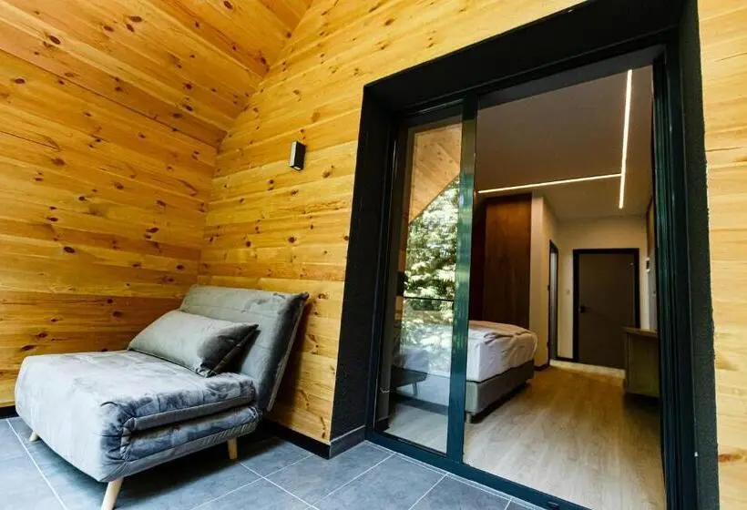 استودیوی لوکس, Adventure Lake Resort  Simared