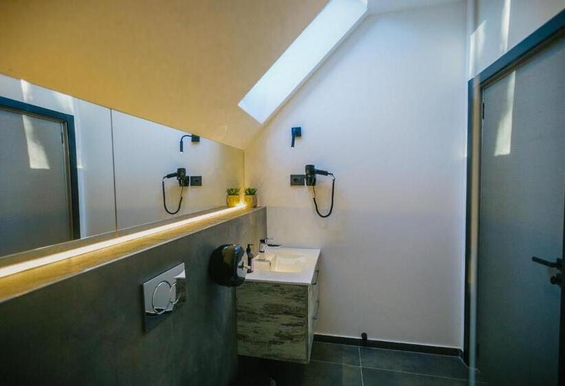 デラックススタジオ, Adventure Lake Resort  Simared