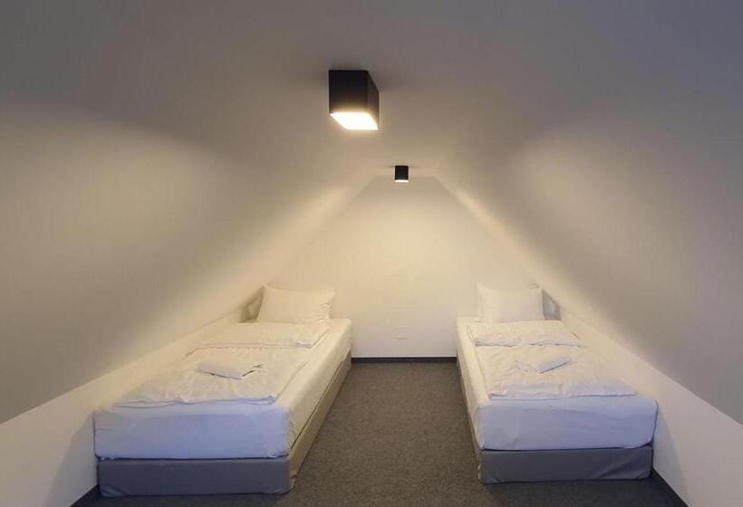 غرفة عائلية, Adventure Lake Resort  Simared