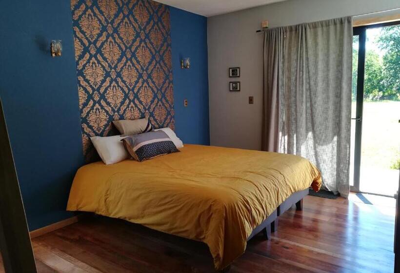 اتاق استاندارد, Entre Nous