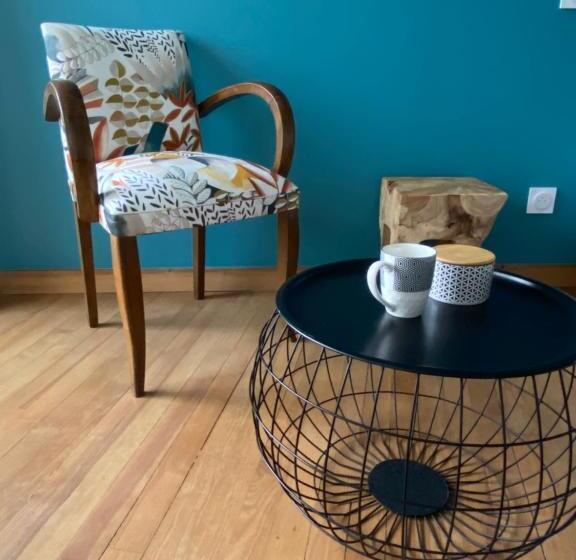 スタンダードルーム, La Tanière