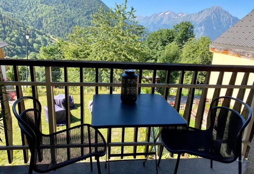 スタンダードルーム, La Tanière