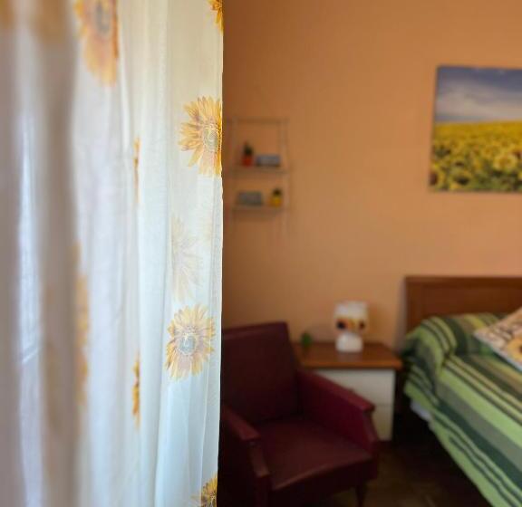 اتاق استاندارد, Vicino A Tutto