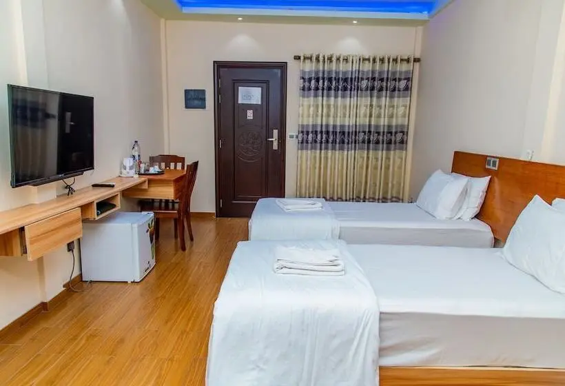 اتاق لوکس, Aasna Inn