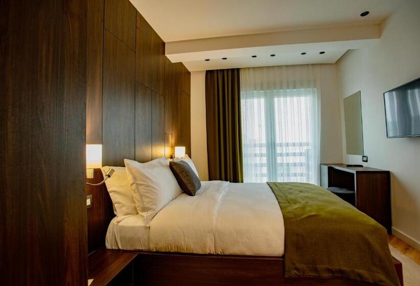 اتاق استاندارد, Ador