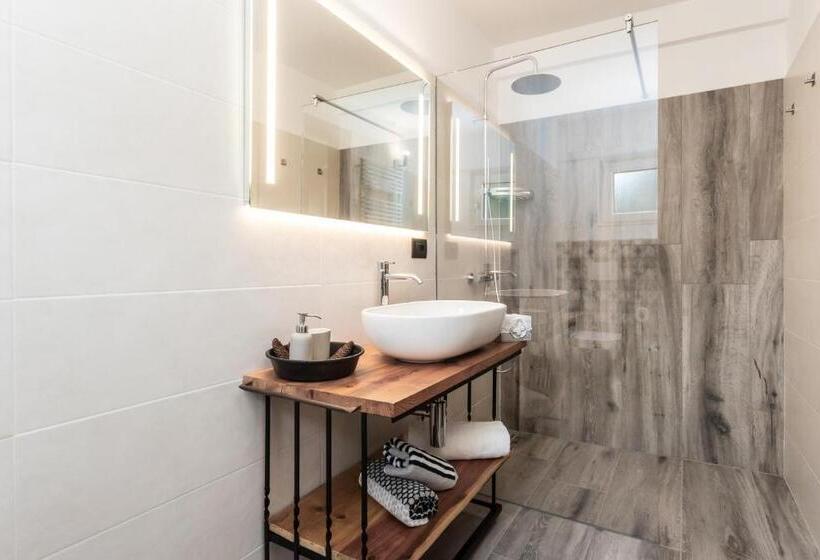 발코니 디럭스 룸, Agritur E Cinque