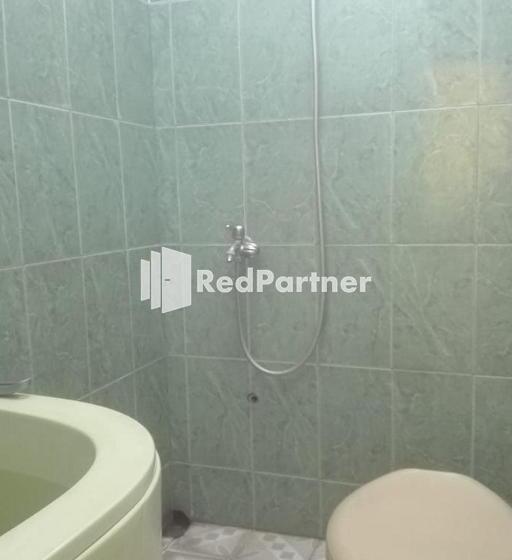 Quarto Estandar, Bromo Indah Lestari Homestay Mitra Reddoorz