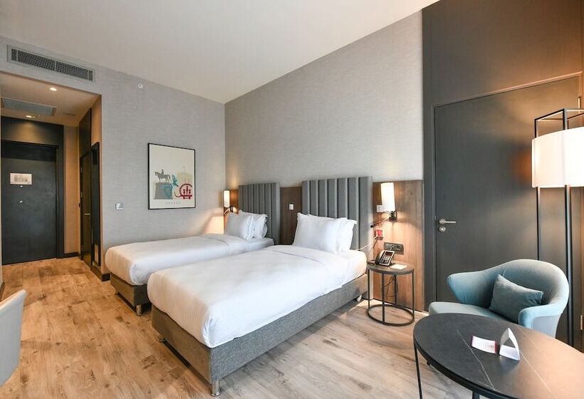 سوییت جونیور, Crowne Plaza Ankara, An Ihg