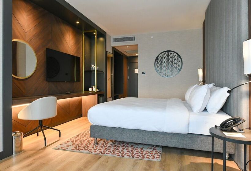 اتاق پرمیوم, Crowne Plaza Ankara, An Ihg