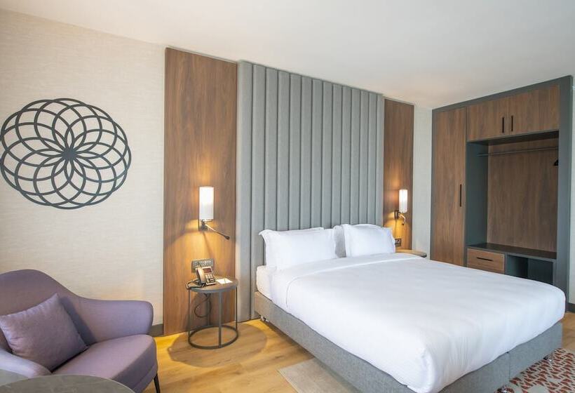 سوییت جونیور, Crowne Plaza Ankara, An Ihg