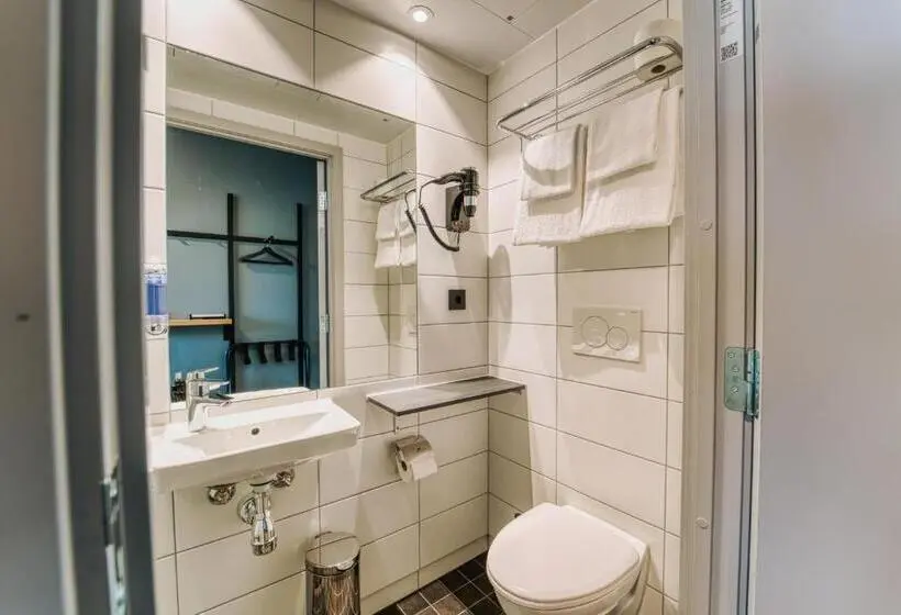 اتاق استاندارد با چشم‌انداز دریا, Smarthotel Bodø