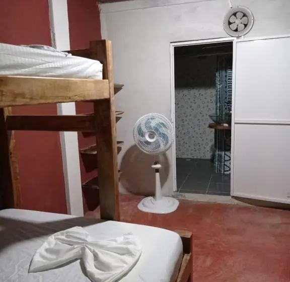 ファミリールーム, Mi Cabaña El Maderal