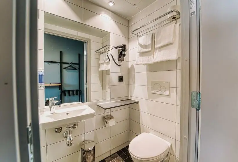 اتاق استاندارد با چشم‌انداز دریا, Smarthotel Bodø
