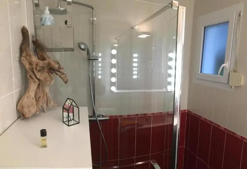 テラス付スイート, Cottage Des Rias 2 Chambres D Hôtes Ou 1 Suite à 172 M De La Mer
