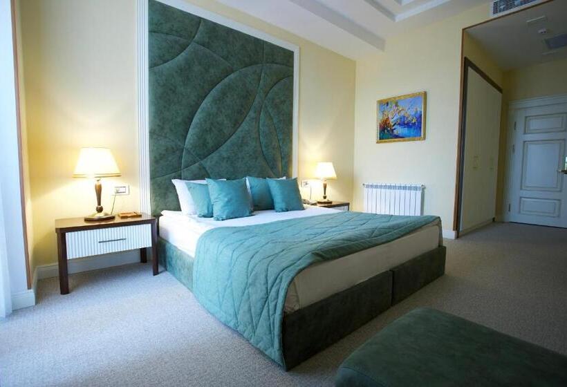 اتاق استاندارد با تخت بزرگ, Ilk Inn