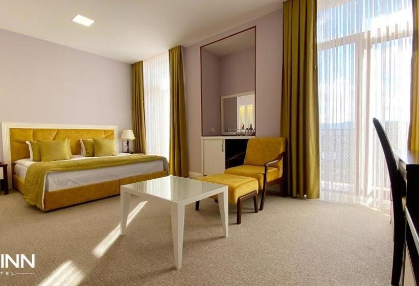 اتاق لوکس با تخت بزرگ, Ilk Inn