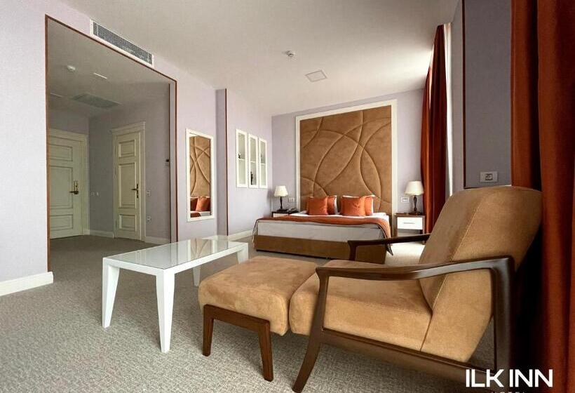اتاق لوکس با تخت بزرگ, Ilk Inn