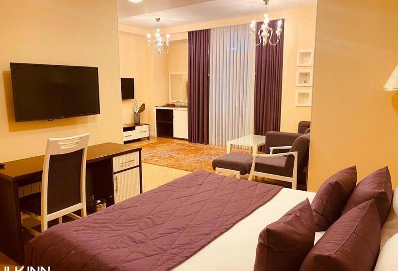 سوییت خانوادگی, Ilk Inn