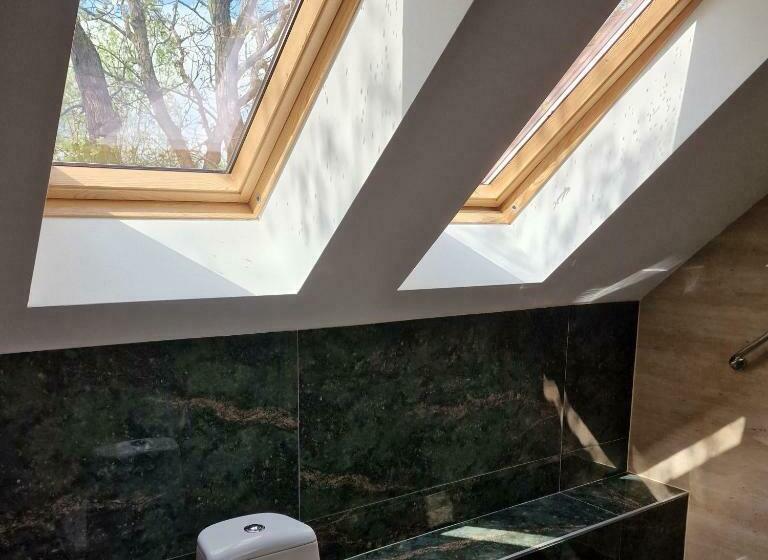 Quarto Estandar Cama King, Provence Suceava