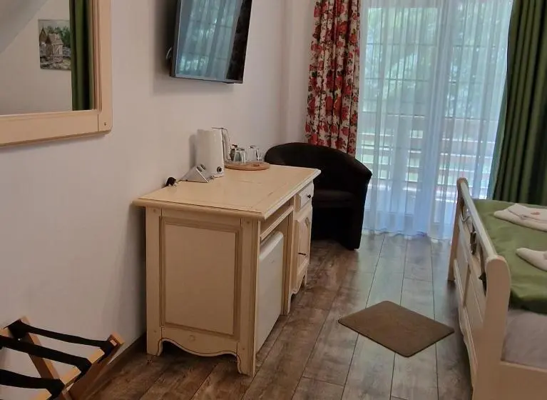 キングサイズベッドのスタンダードルーム, Provence Suceava