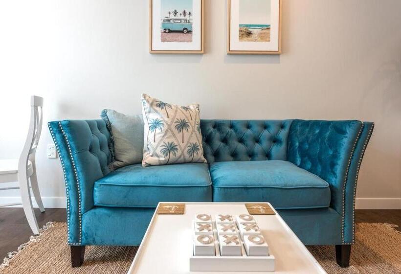 Апартаменты 2 Спальни, Hampton Court