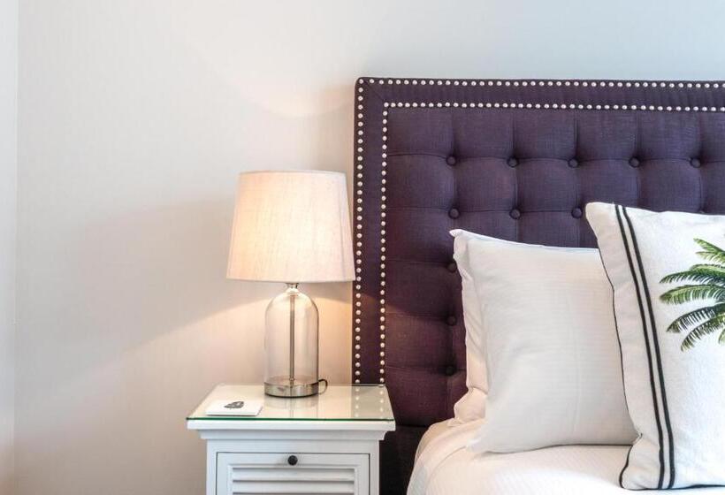 Номер Superior, Hampton Court