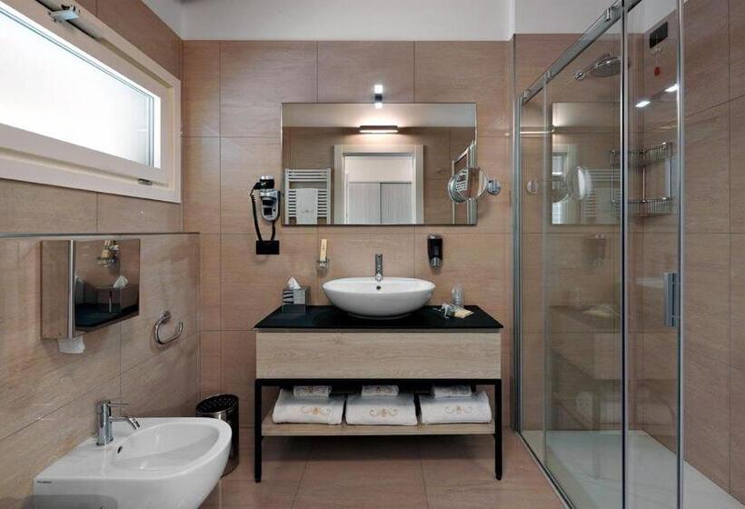 חדר סטנדרט לשלושה, Residence Caffe Maya