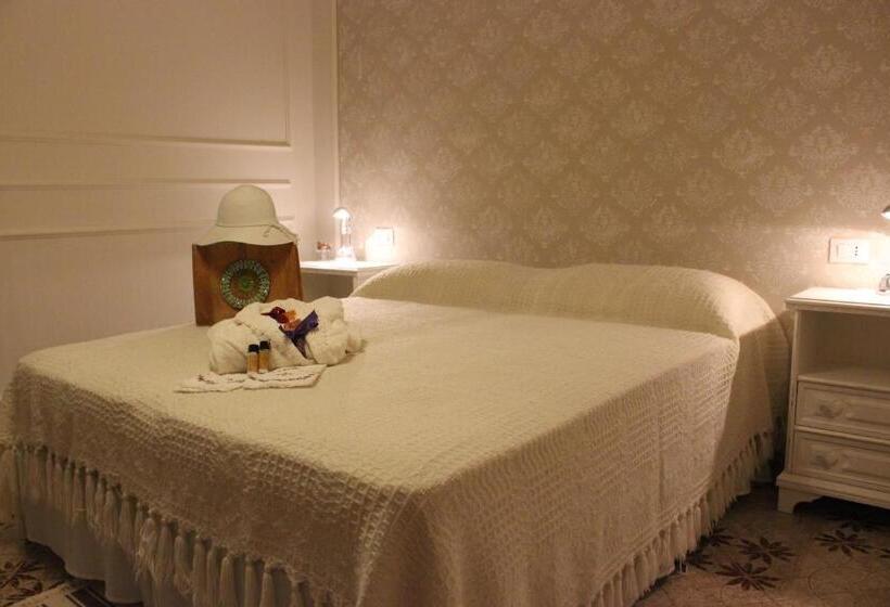 חדר סטנדרט לשלושה, B&bcasamalì