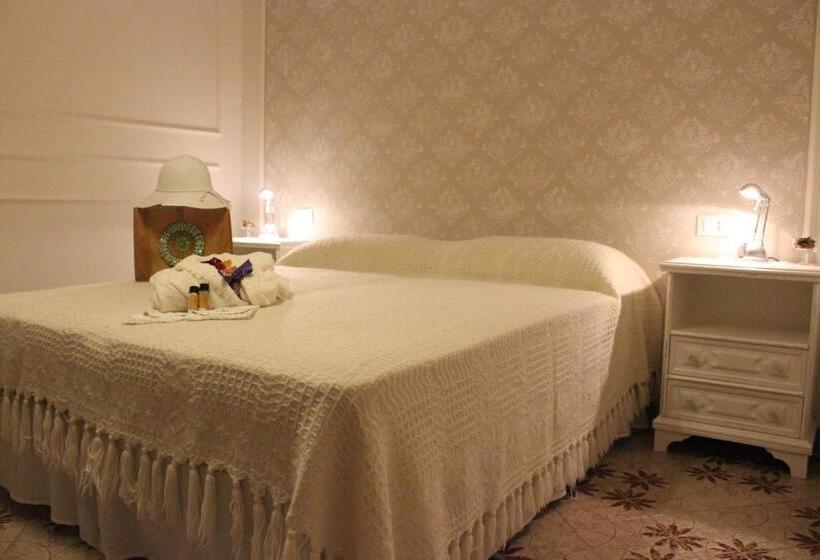 חדר סטנדרט לשלושה, B&bcasamalì