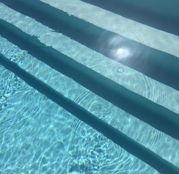 デラックススイート, Chambre D Hôtes