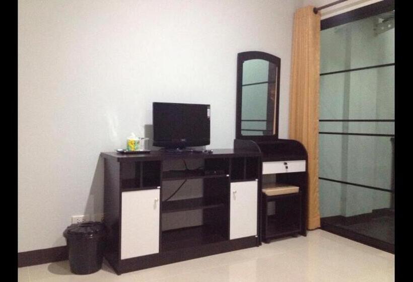 Апартаменты 1 Спальня с Балконом, Nana Grand