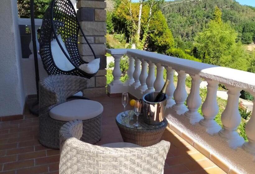 غرفة قياسية مزوَّدة بشُرفة, Ma Villa Au Bord De L Eau