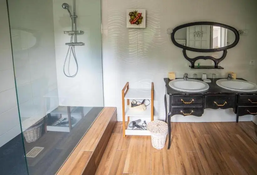 ファミリールーム, Ma Villa Au Bord De L Eau