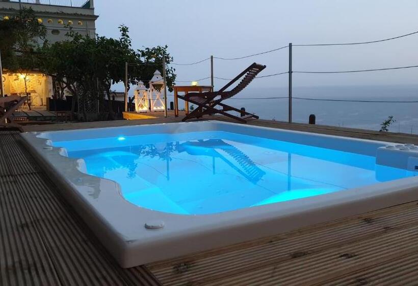 סוויטה דלוקס, Villa Lauro Old Chapel