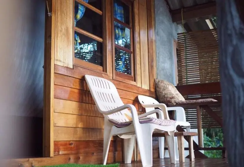 スタンダードバンガロー, Sunset Bungalow Koh Chang Ranong