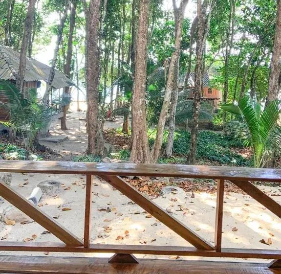 デラックスバンガロー, Sunset Bungalow Koh Chang Ranong