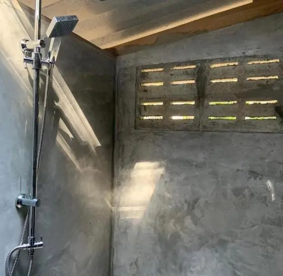 デラックスバンガロー, Sunset Bungalow Koh Chang Ranong