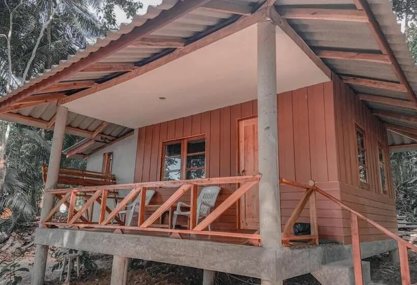 デラックスバンガロー, Sunset Bungalow Koh Chang Ranong