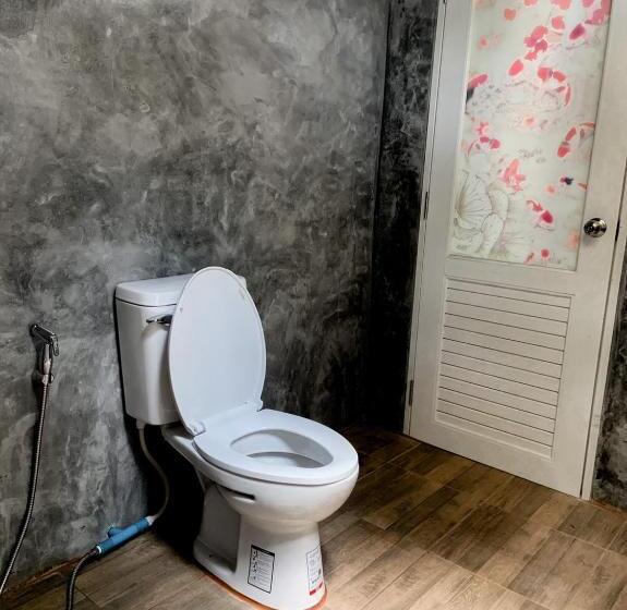 بنجلو قياسى مطل على البحر, Sunset Bungalow Koh Chang Ranong