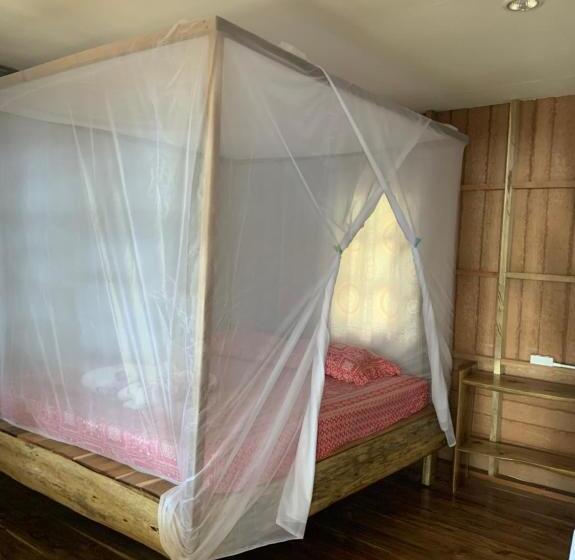 بنجلو قياسى مطل على البحر, Sunset Bungalow Koh Chang Ranong