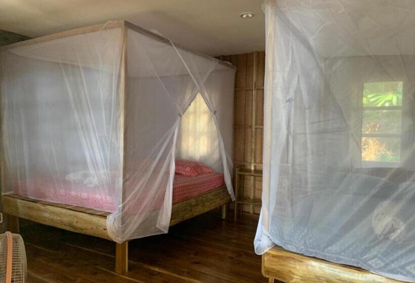 بنجلو قياسى مطل على البحر, Sunset Bungalow Koh Chang Ranong