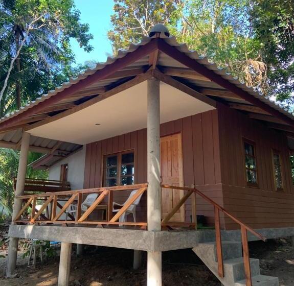 بنجلو ديلوكس, Sunset Bungalow Koh Chang Ranong