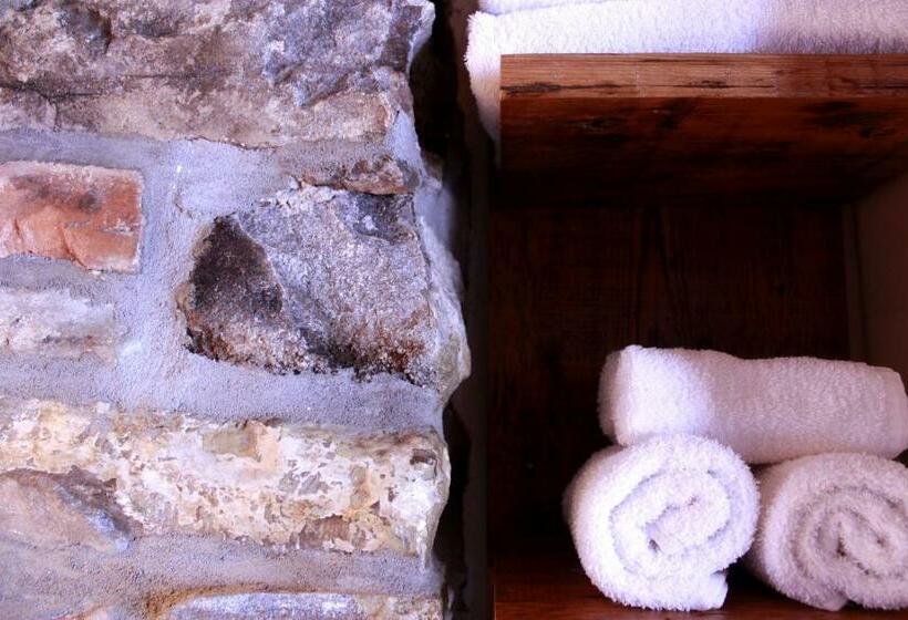 シングルデラックスルーム, Les Ancêtres Auberge & Restaurant