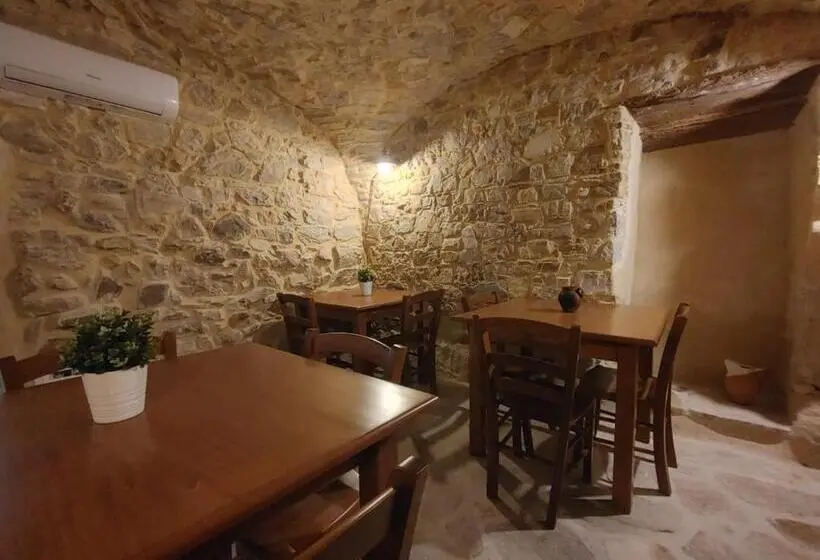 Standart Oda, Borgo Sciugolo