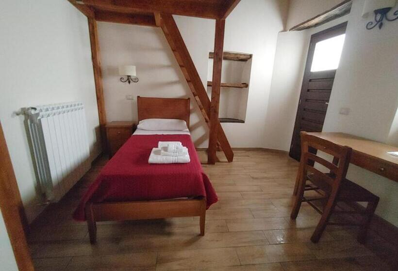 Номер Стандарт, Borgo Sciugolo