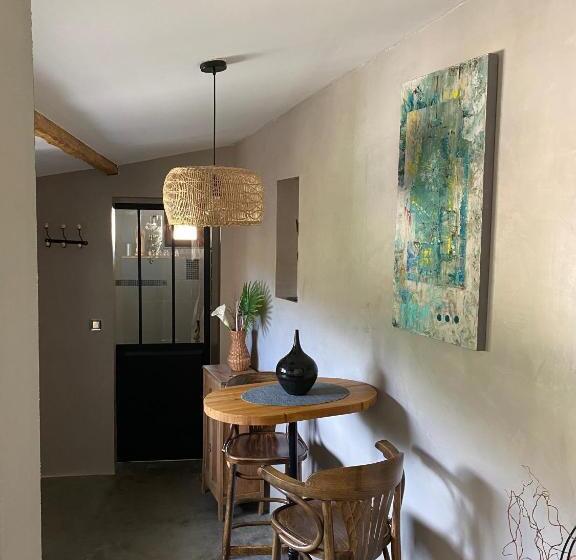 آپارتمان 1 خوابه با چشم‌انداز باغ, Le Maskalou