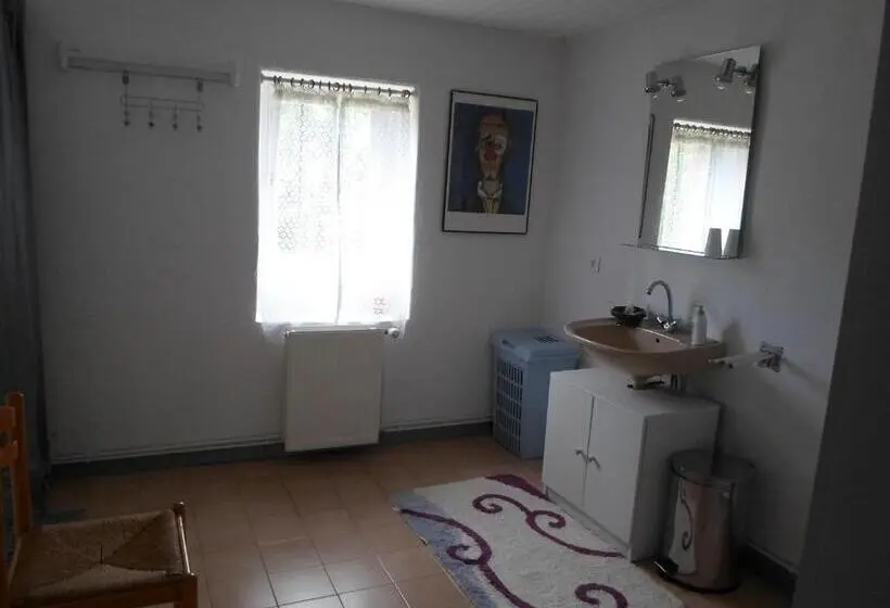 ２ベッドルームハウス, Relais Des Chaux